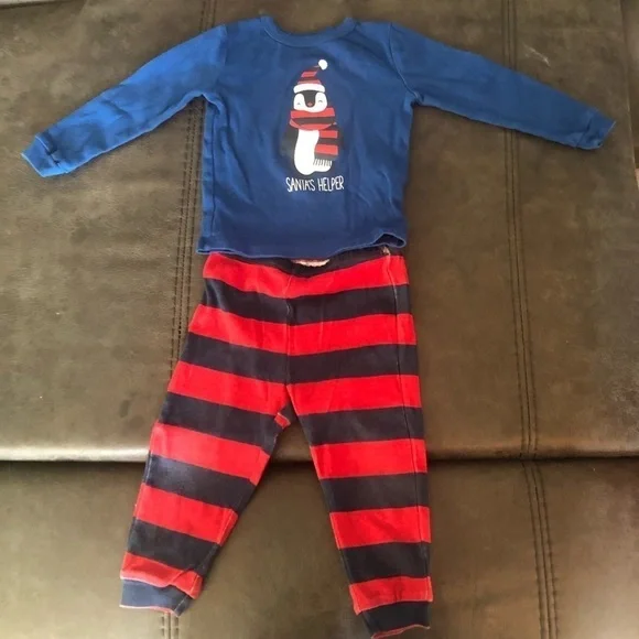 Joe Fresh Two Piece Pyjamas - Picture 1 of 8